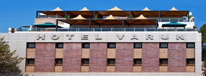 Hotel Varun - Guna 01.jpg